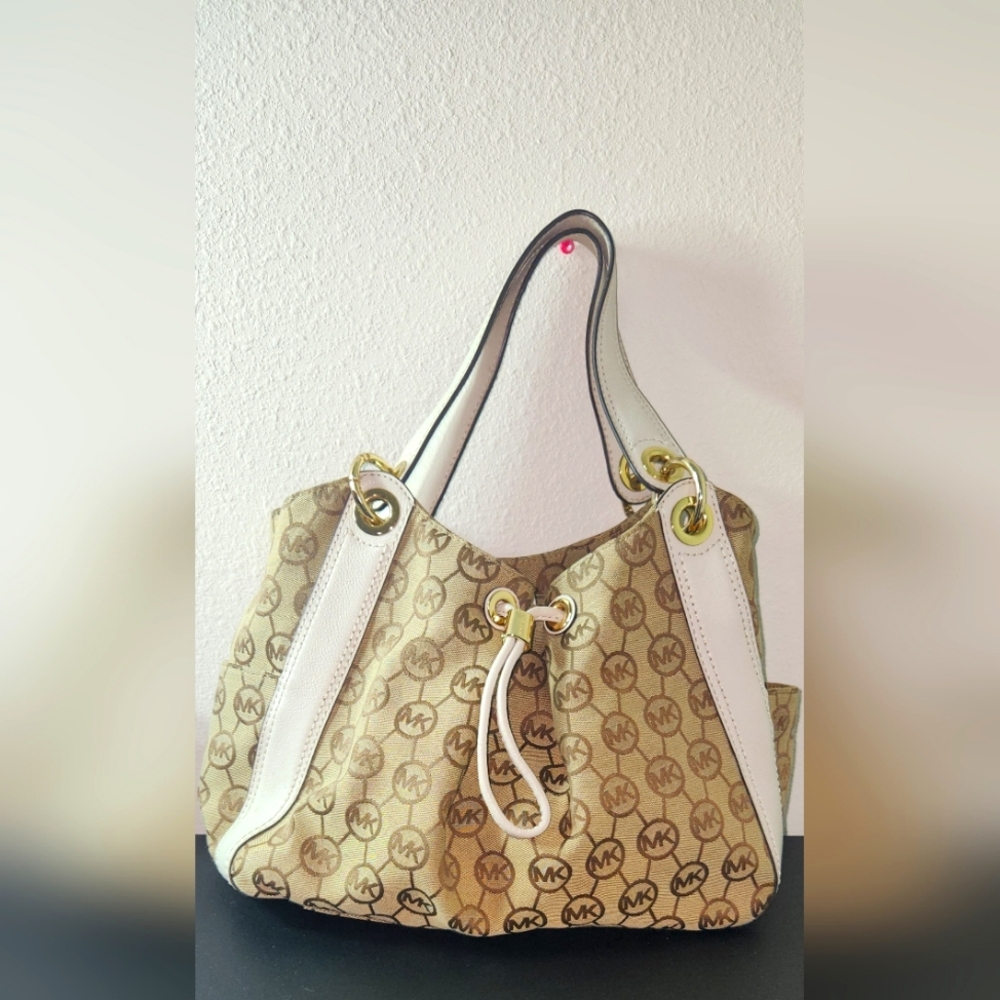 Michael Kors shoulder bag